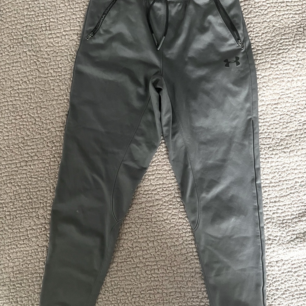 Nike youth XL Joggers